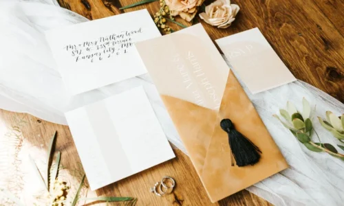 4.13-Skylight-Styled-Meredith-Soy-Photography-6-768x512-1-rcmeeu8phswq2vohmwwitu1i2izasnfo8mocgxt22g