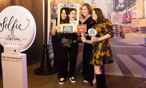 Night-Party-345-1-rb9l21fq1m60g1bymutgezifgt4lnbkb4xx0235neg